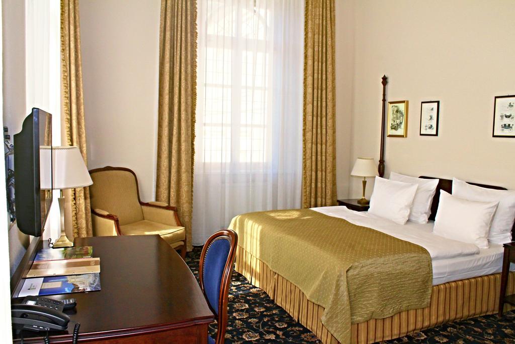 Gourmet Hotel Villa Patriot Marianske Lazne Room photo