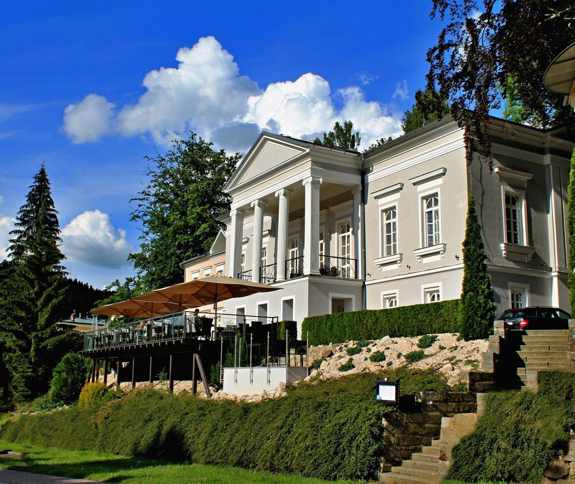 Gourmet Hotel Villa Patriot Marianske Lazne Exterior photo