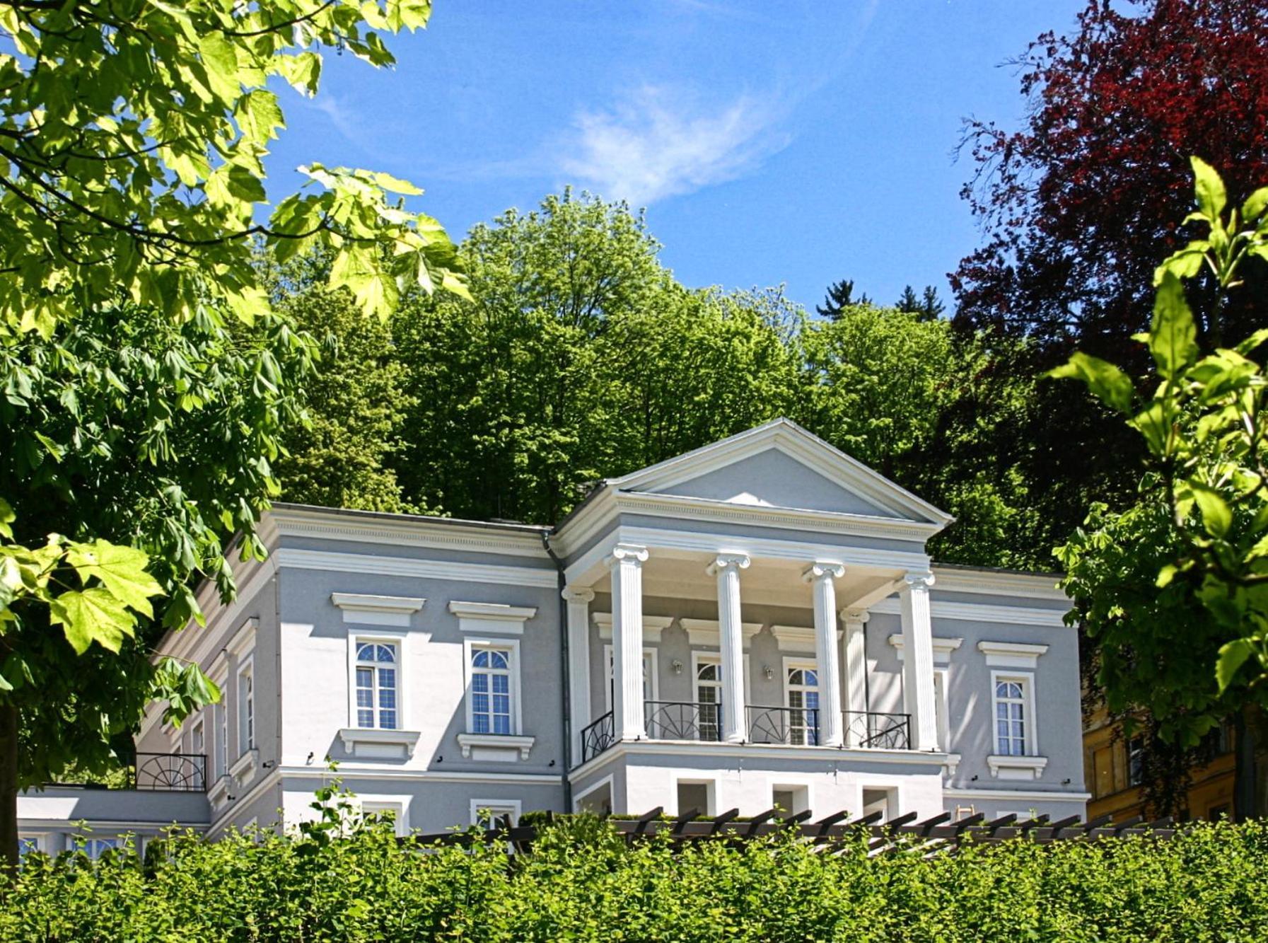 Gourmet Hotel Villa Patriot Marianske Lazne Exterior photo