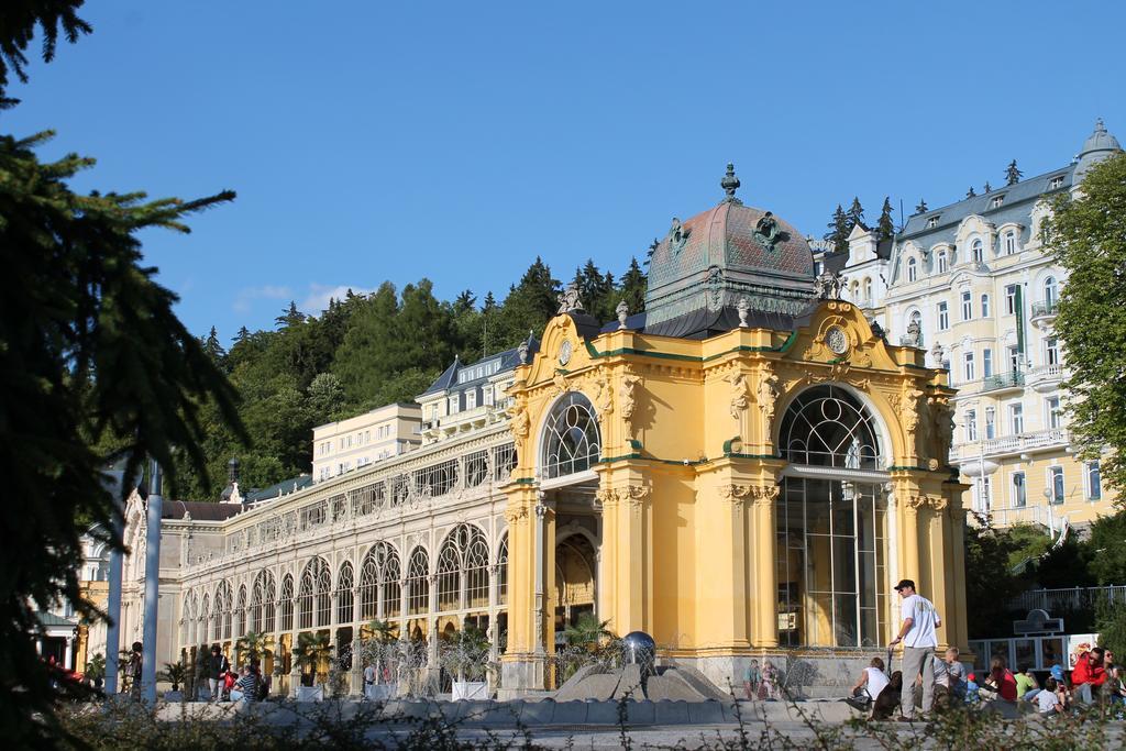 Gourmet Hotel Villa Patriot Marianske Lazne Exterior photo